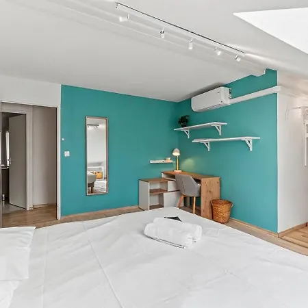 Grand Duplex T4 • Terrasse • Parking • Centre Apartment